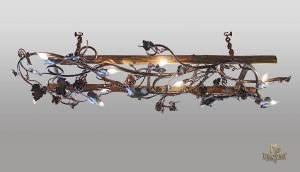 A wrought iron chandelier - ladder - Grapevine (SI0215)